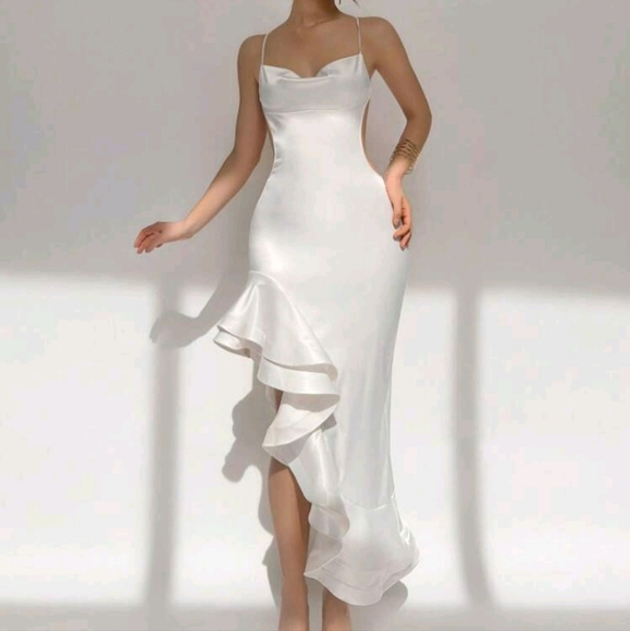 Dresses & Skirts - Women's Sexy Elegant Wedding White Dress Asymmetric Ruffled Hem Mesh & Satin
